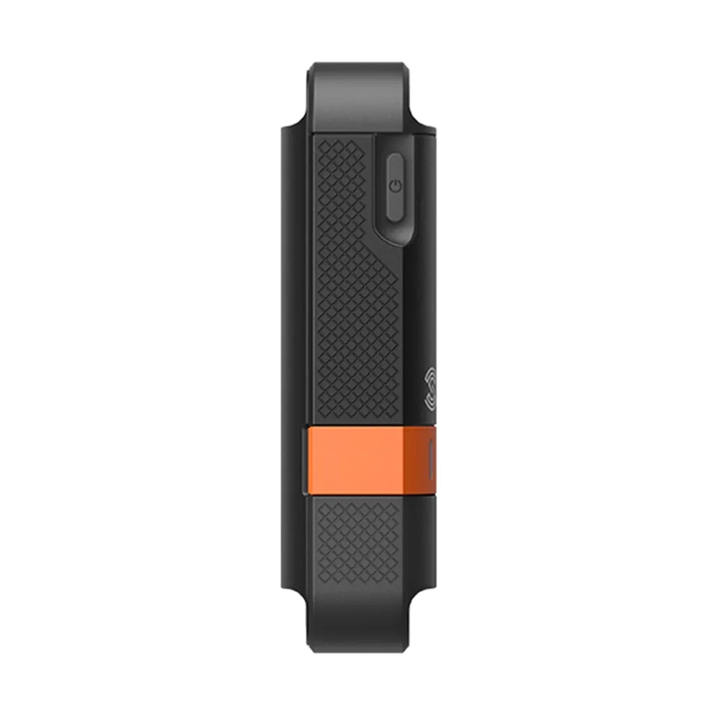 Reliable SPOT Gen4 GPS messenger for communication outside mobile coverage